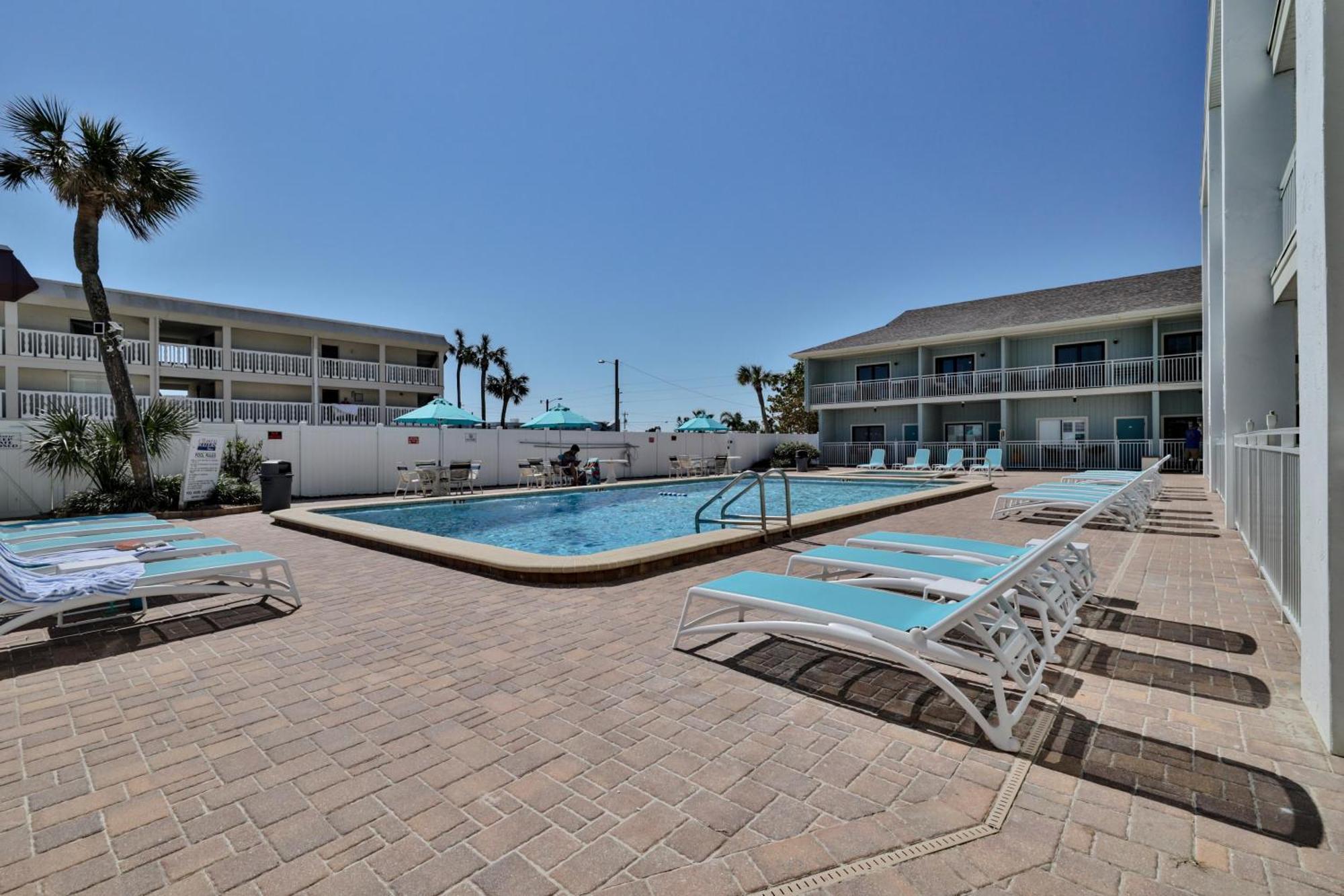 Coastal Waters 107 - A Studio Poolside Retreat New Smyrna Beach Zewnętrze zdjęcie