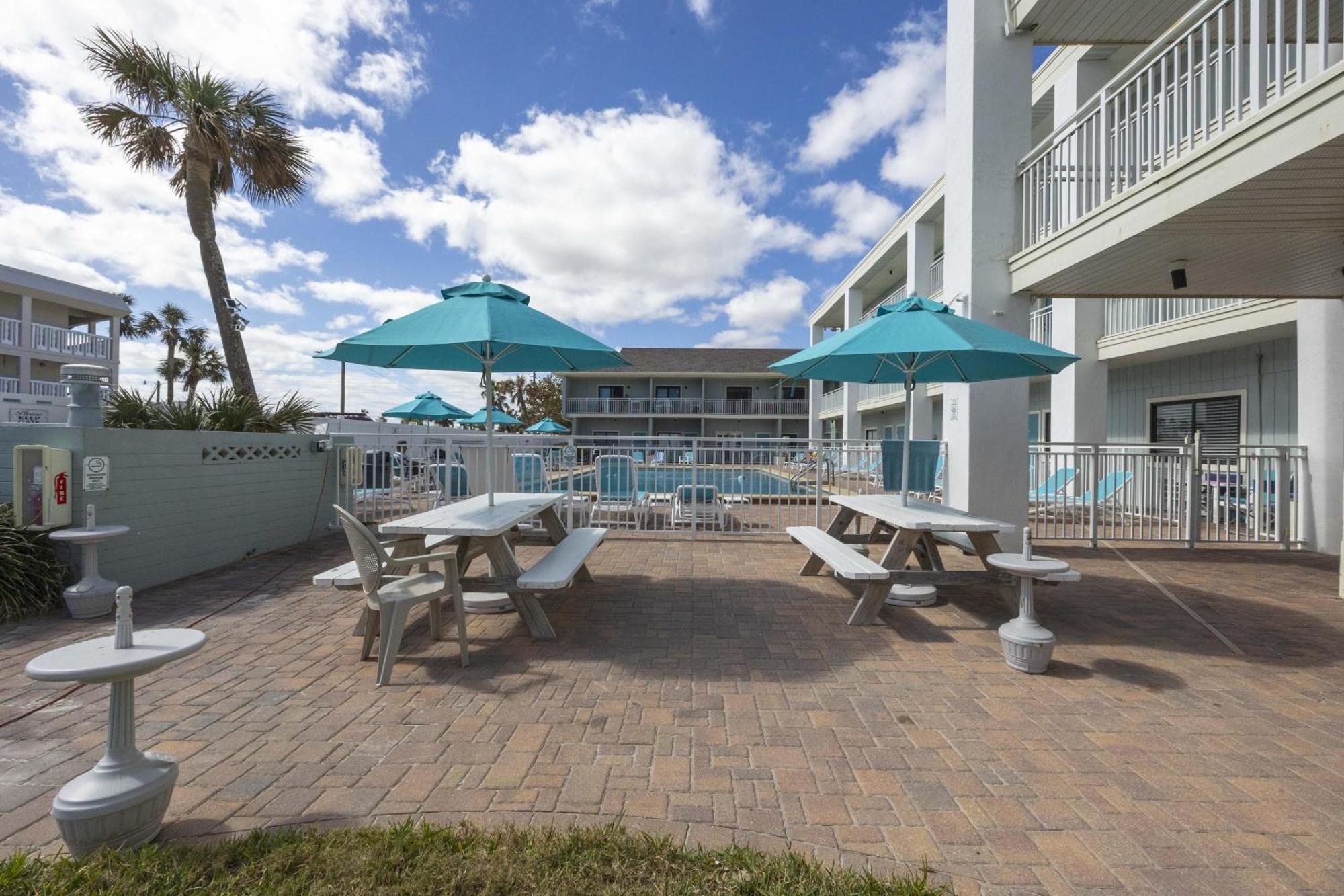 Coastal Waters 107 - A Studio Poolside Retreat New Smyrna Beach Zewnętrze zdjęcie